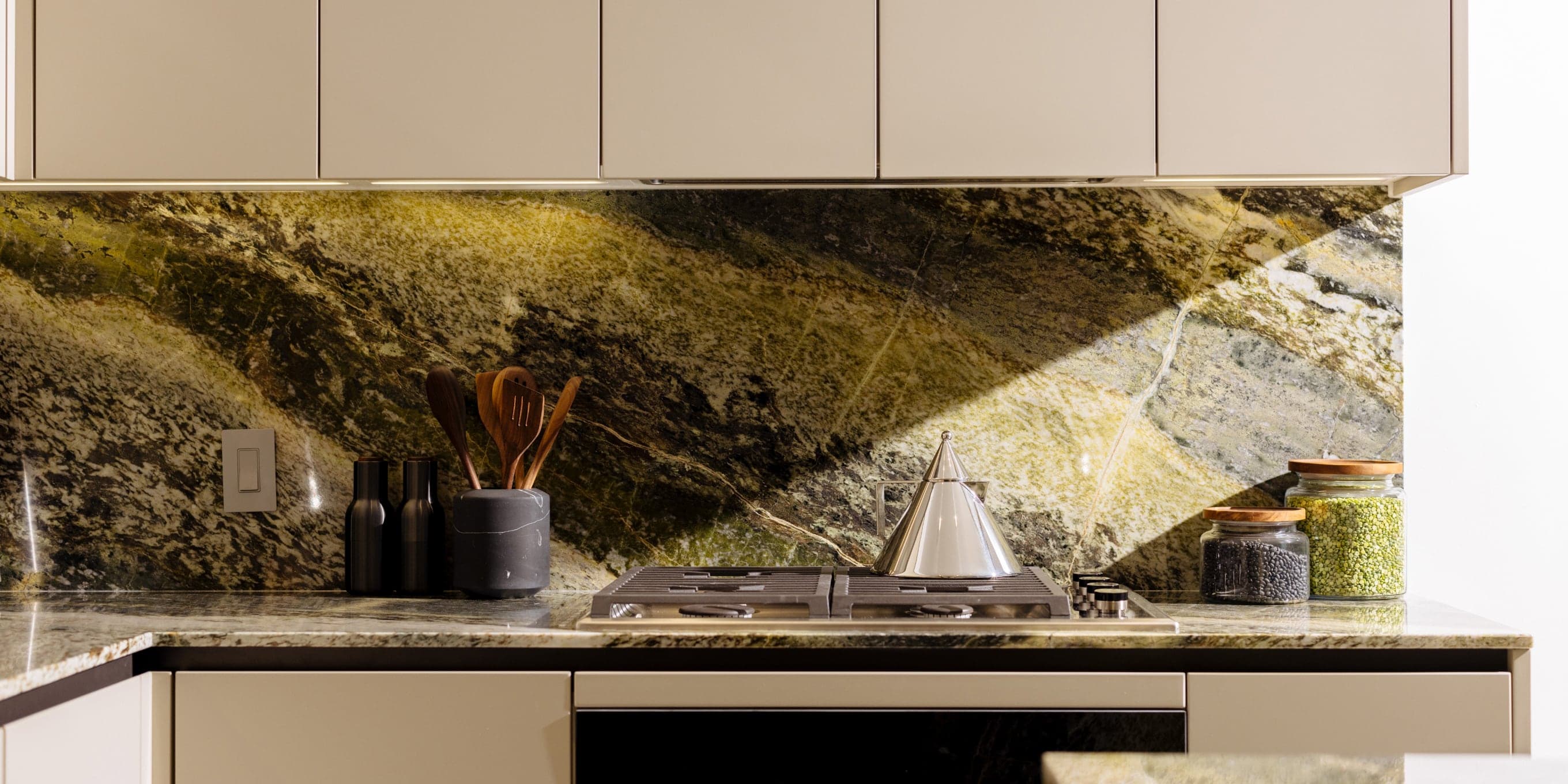 1818 Alberni - Image 9